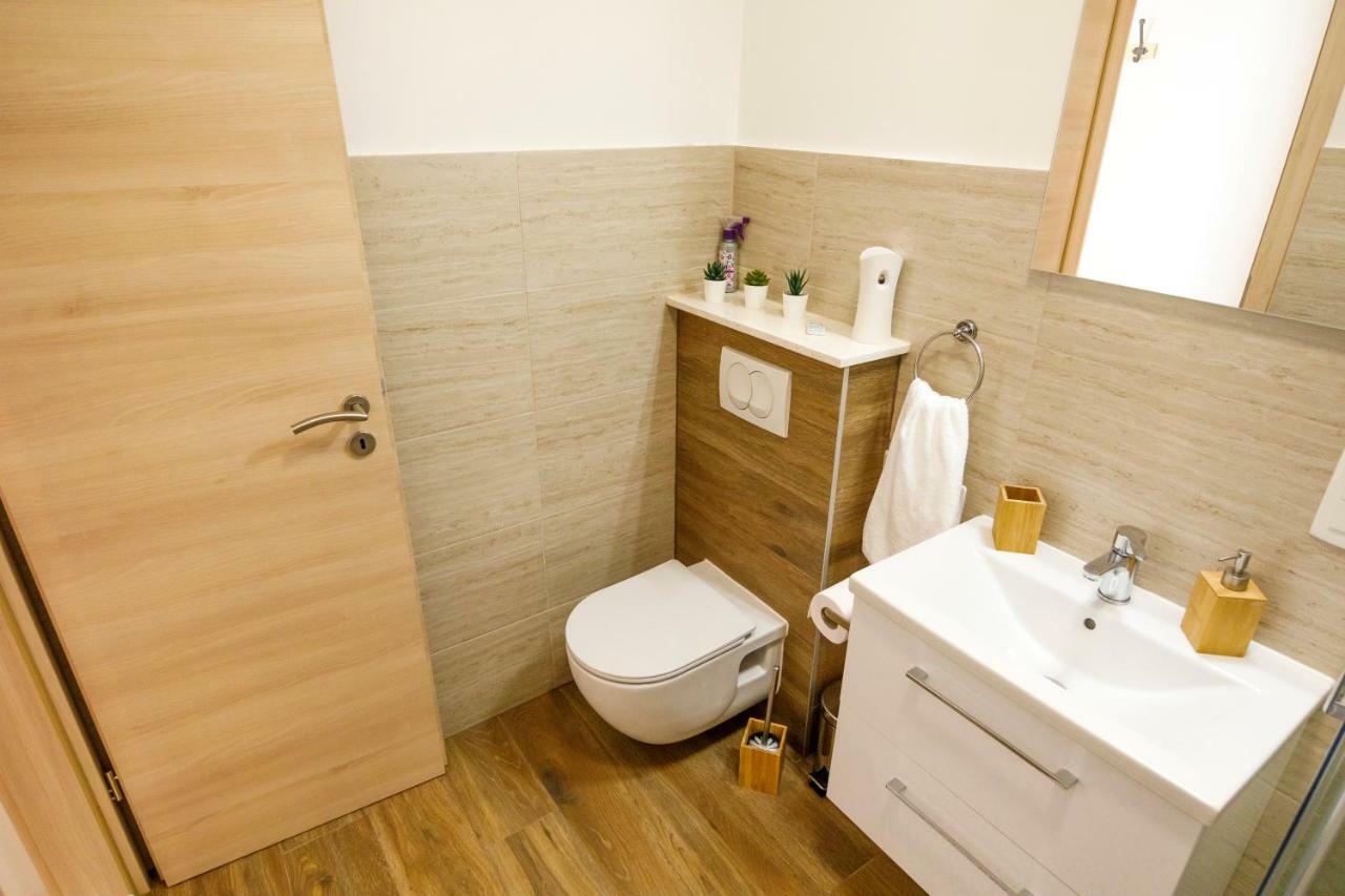 Luxury Apartment Nuneni Спліт Екстер'єр фото
